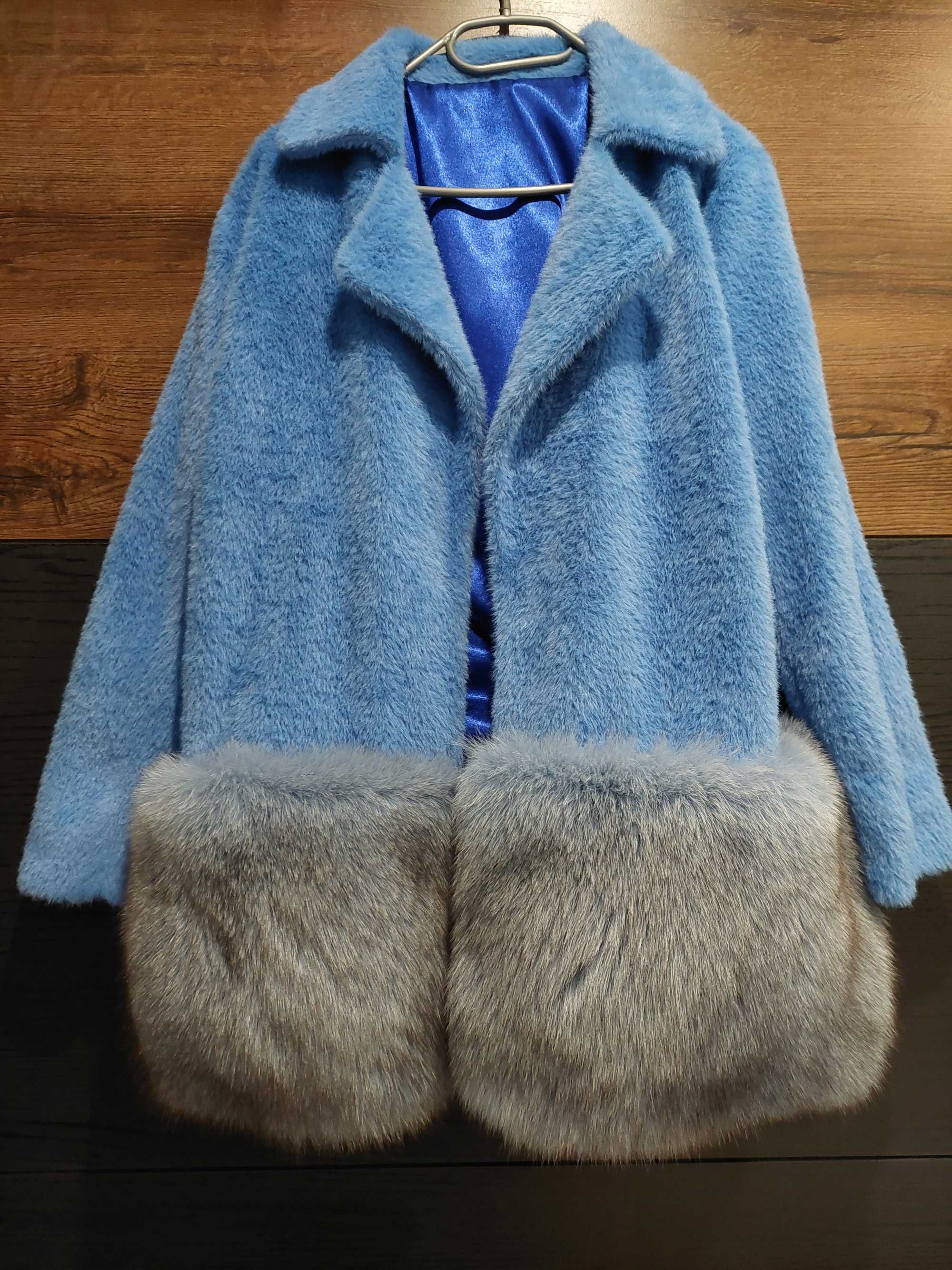 Уникално палто с лисица