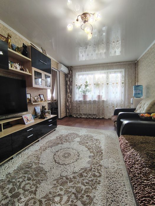 Продам 3 комнатную квартиру, с мебелью, 3 этаж. Атлантида.