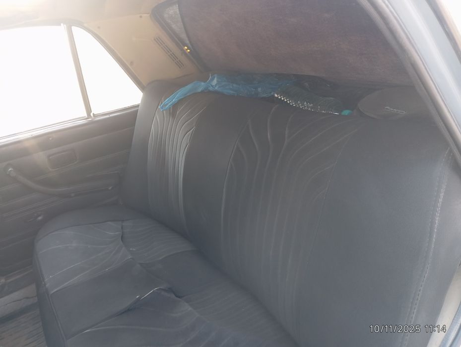 Vaz 2106 mashinasi sotiladi