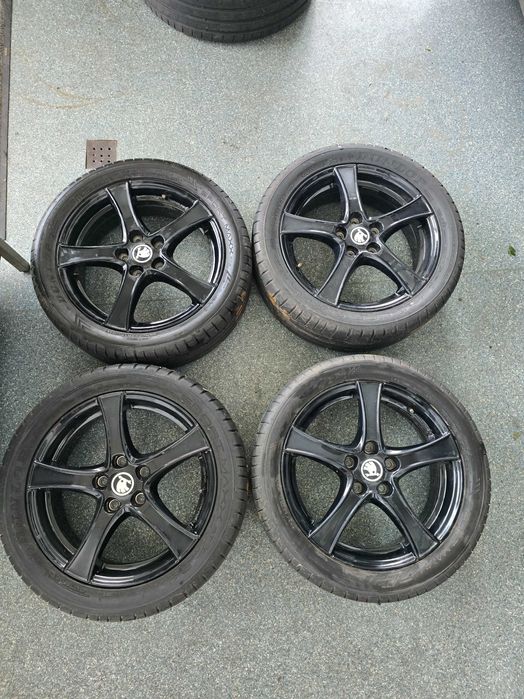 Jante Skoda Oktavia VRS/RS Anvelope Dunlop Sport Maxx 225 45 R17 91Y