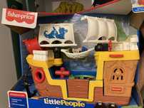 Кораб Fisher Price