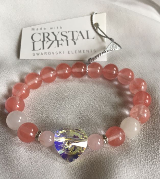 Гривна със Сваровски кристал и кварц / Swarovski кристал и розов кварц