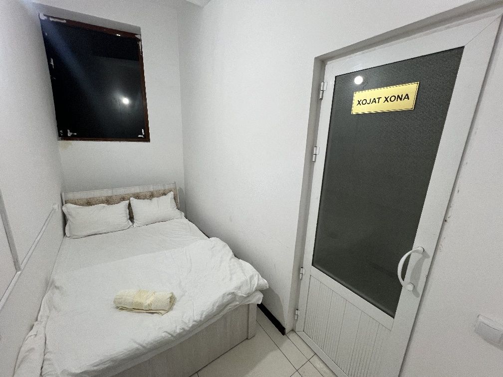 Mehmonxona Bez zaks METRO PUSHKIN Iso Hotel 24/7