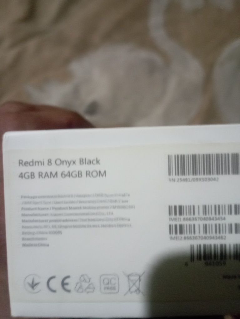 Redmi 8 sotildi 4ga64g zoʻr telefon