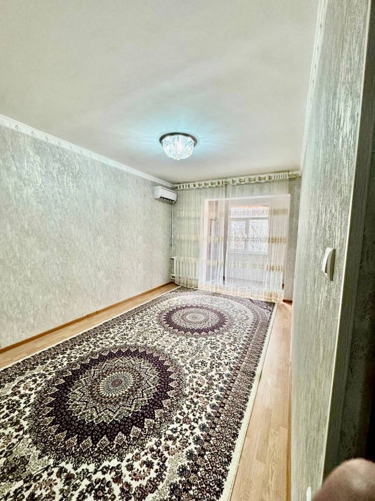 Чилонзор-14 кв 2/3/5/. 50кв Срочно Продам квартиру