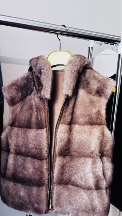 Пальто с жилетом из меха норки