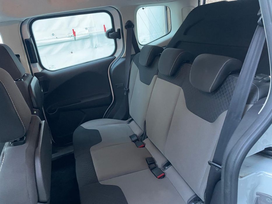 Vand FORD TURNEO CURIER 1.5 tdci Ambiente