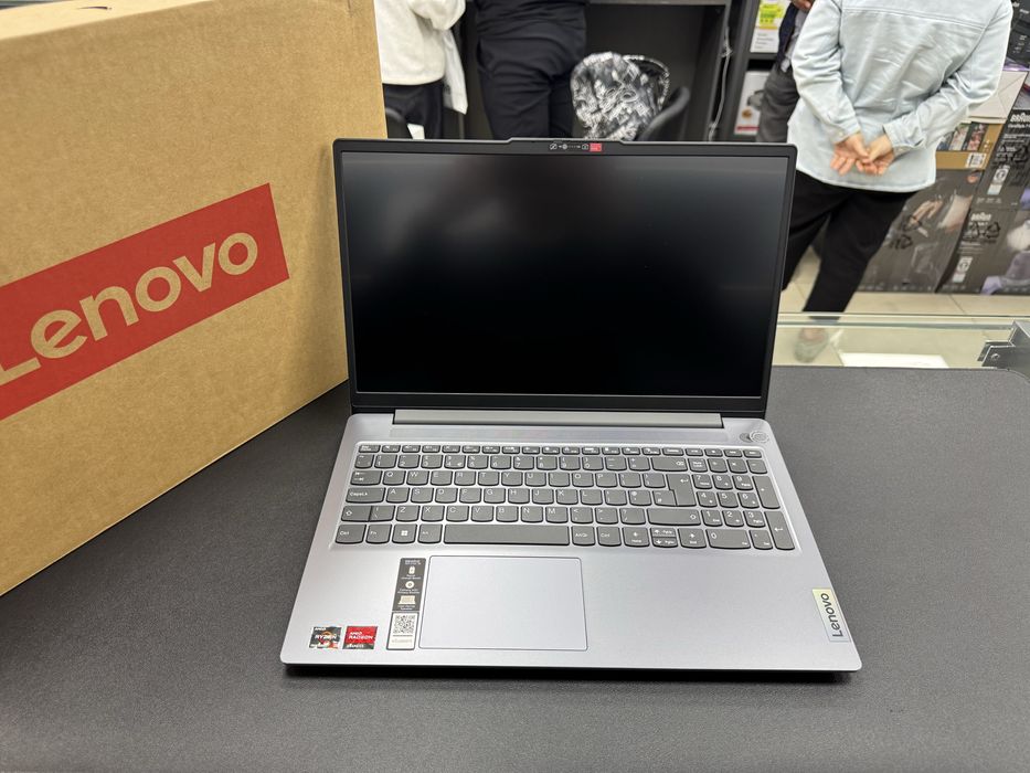 New Yangi Yengi Lenovo ideapad Ryzen 3 7320U Ozu-8 Ssd-512 DDR5 iPS