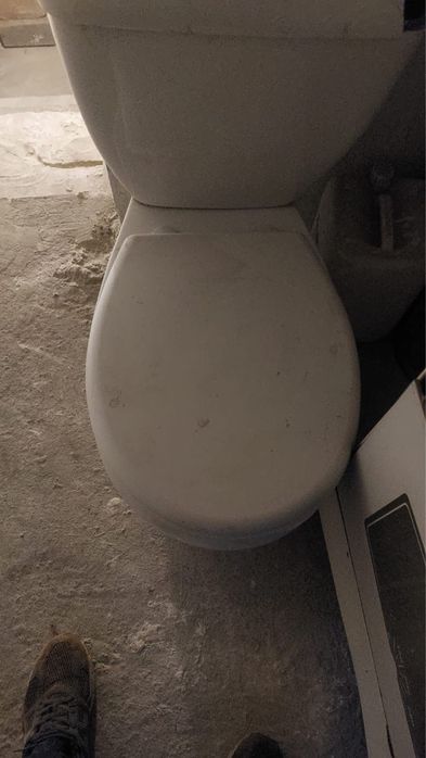 Унитаз для уборной