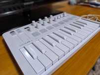 Claviatura 25 clape MIDI Arturia Minilab 3