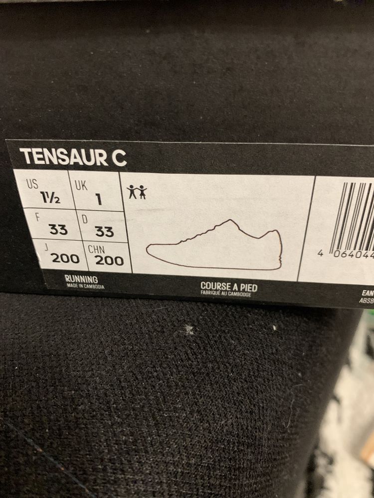 Детски маратонки/ обувки adidas Tensaur C 33 размер