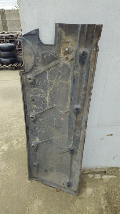 Scut plastic sub PASSAT B6/B7