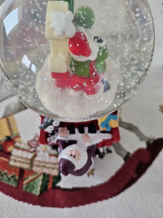 Glob de Crăciun 2025