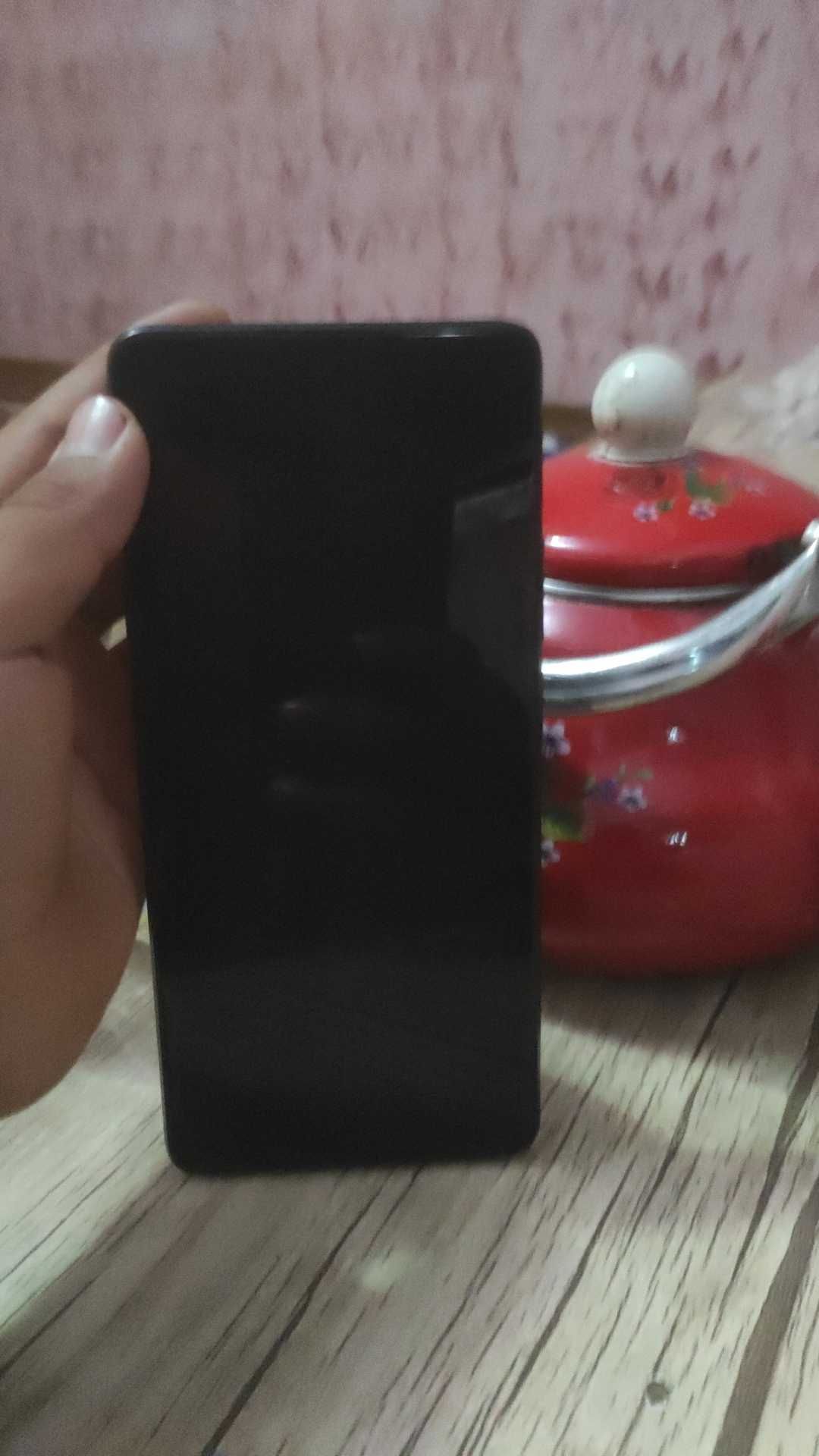 Xiaomi 11T xolati ideal 128gb karobka yoq