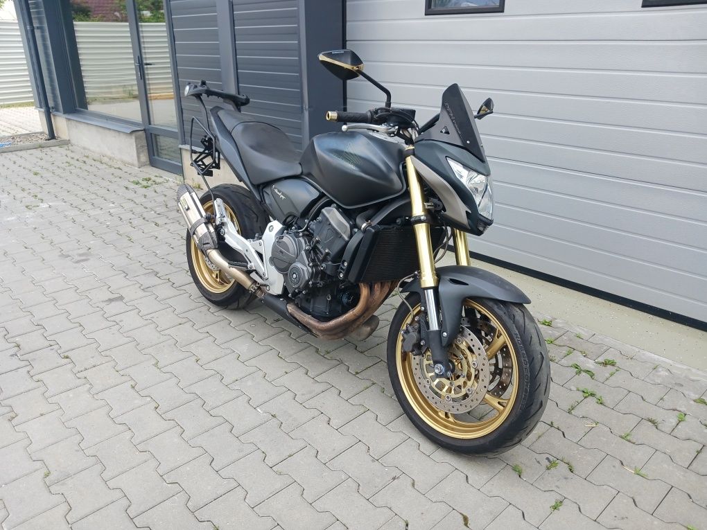 Moto M Parts Ploiesti vinde Honda Hornet 600 model 2012. INMATRICULATA
