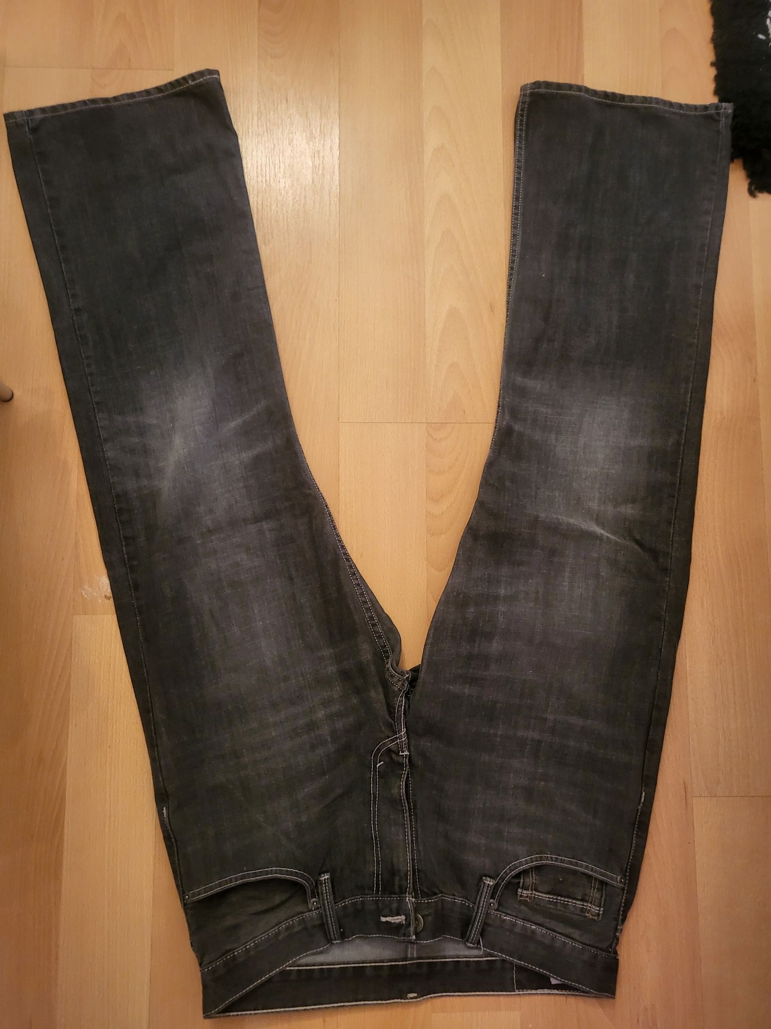 Оригинални мъжки дънки Levi's 527