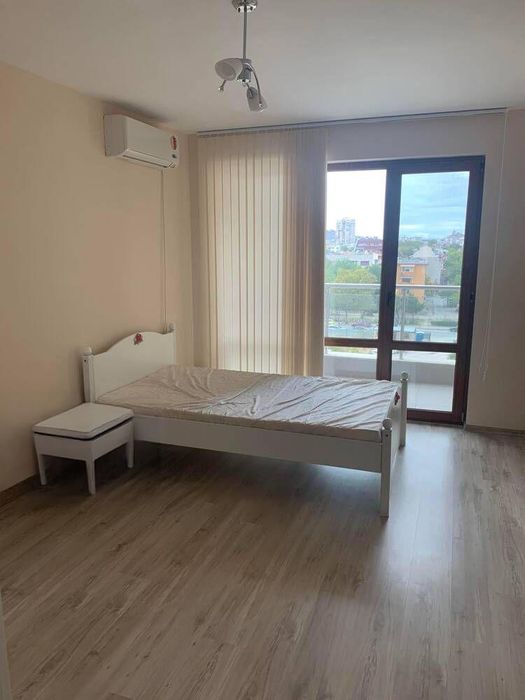 Дава се под наем Тристаен апартамент в Пловдив, Съдийски - 130 кв.м за 600 € - Снимка #4