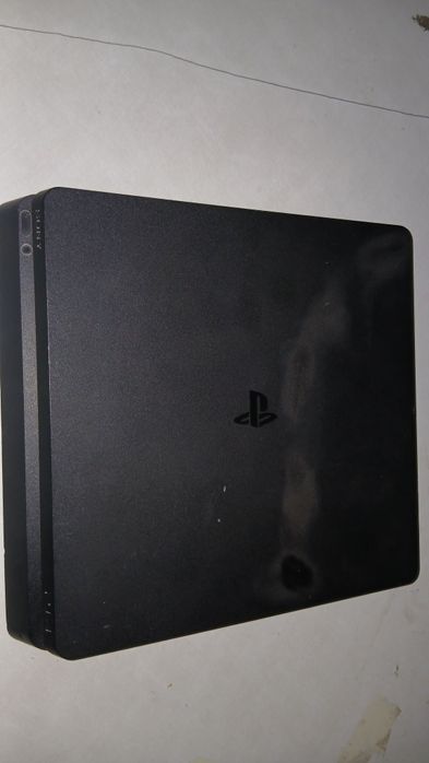 PlayStation 4 slim 500GB