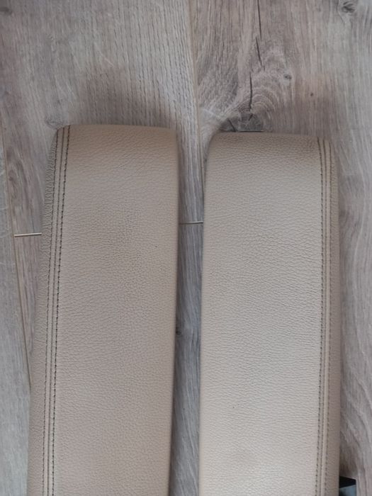 Cotiera consola centrala cal BMW G30 culoare crem bej Canberrabeige