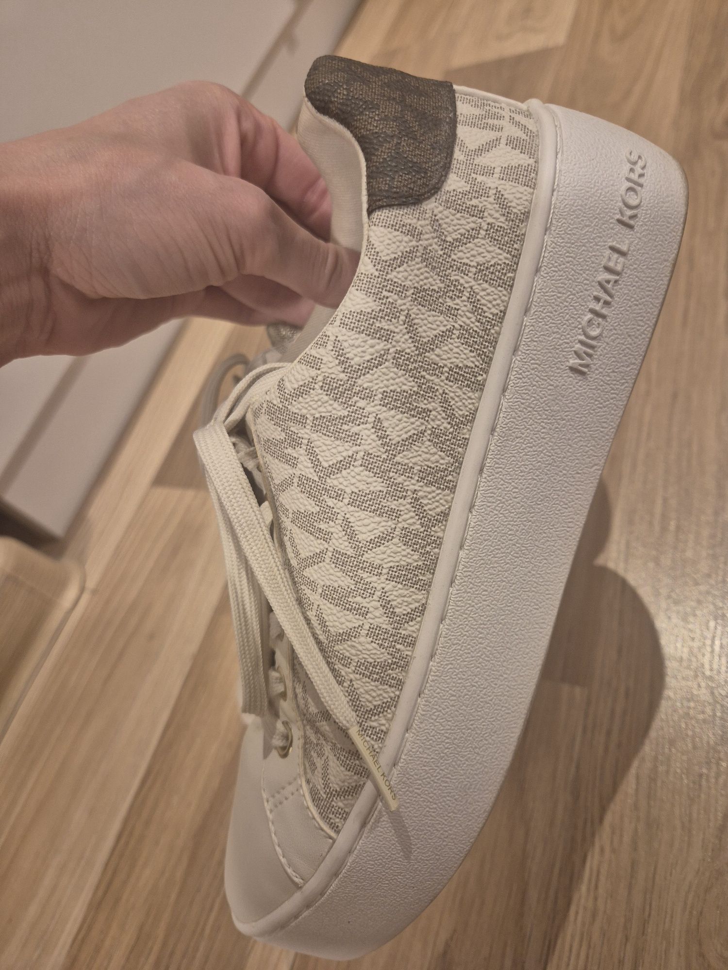 Adidași Michael Kors