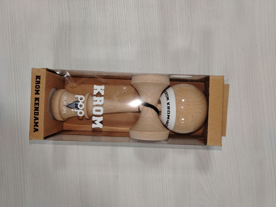 Krom Kendama - POP LOL NAKED