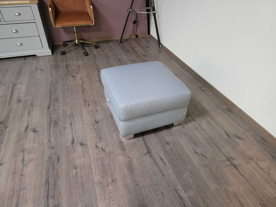 Сива кожена табуретка с функция ракла