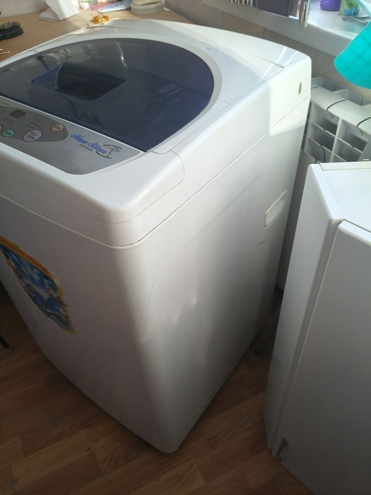 Продам стиральную машину
