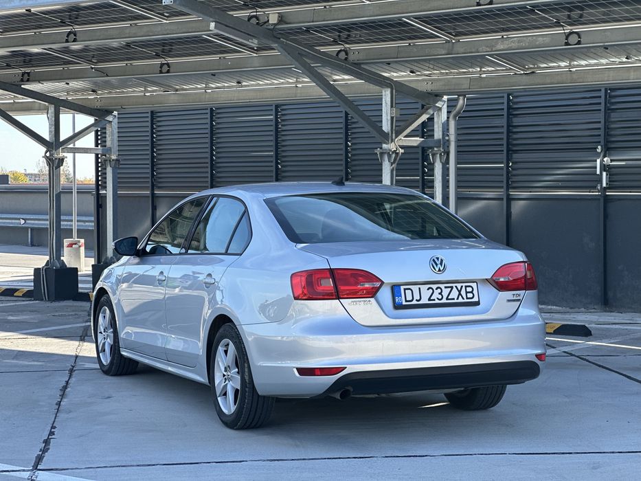 Volkwagen Jetta 2011