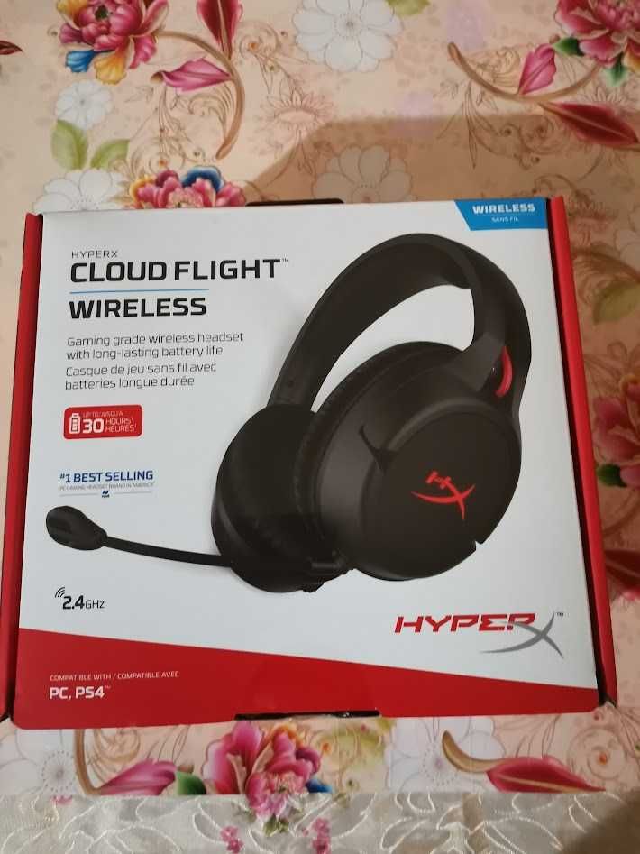 Casti Gaming Wireless HyperX Cloud Flight