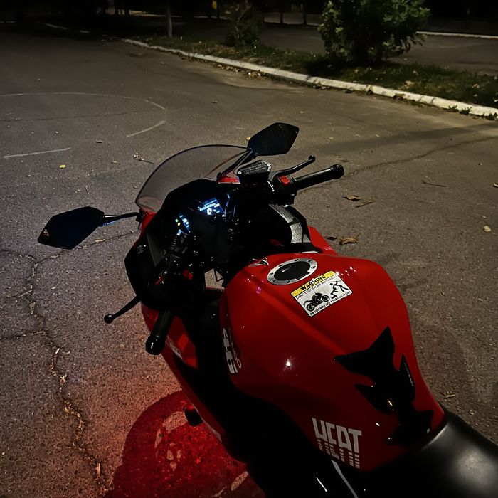 Yamaha r3, фулл комплектация, 2шлема в подарок,