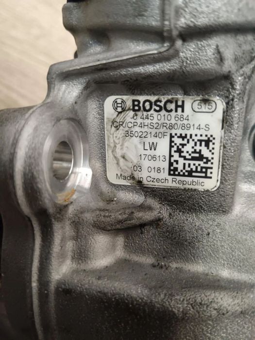 Pompa inalta injectie maserati levante , jeep grand cherokee, dodge ram 2014-2017 3.0 d 0445010684