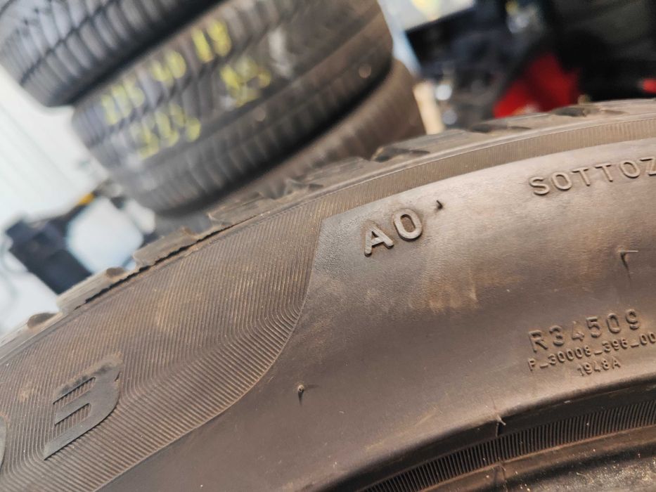4бр. зимни гуми 225/55/18 Pirelli