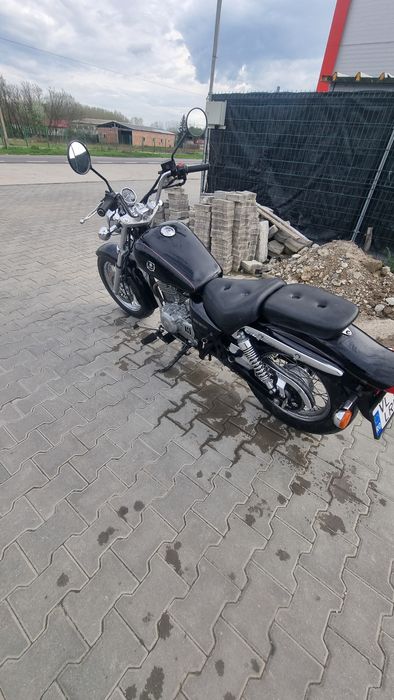 Suzuki Marauder Gz 250