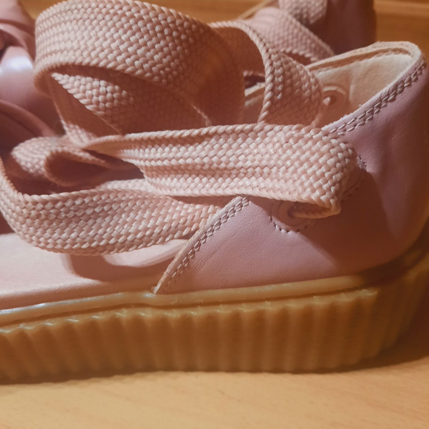 Оригинални дамски обувки на puma