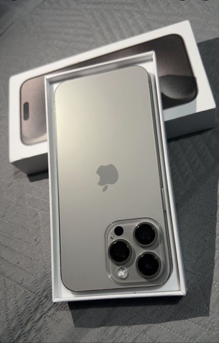 Vând iphone 15 Pro Max 512GB