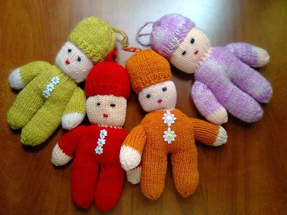 Papusa jucarie tricotata manual - Jucarii sigure pentru copii