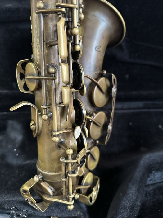 Saxofon Cigalini Evolution - stare foarte buna, revizie recenta