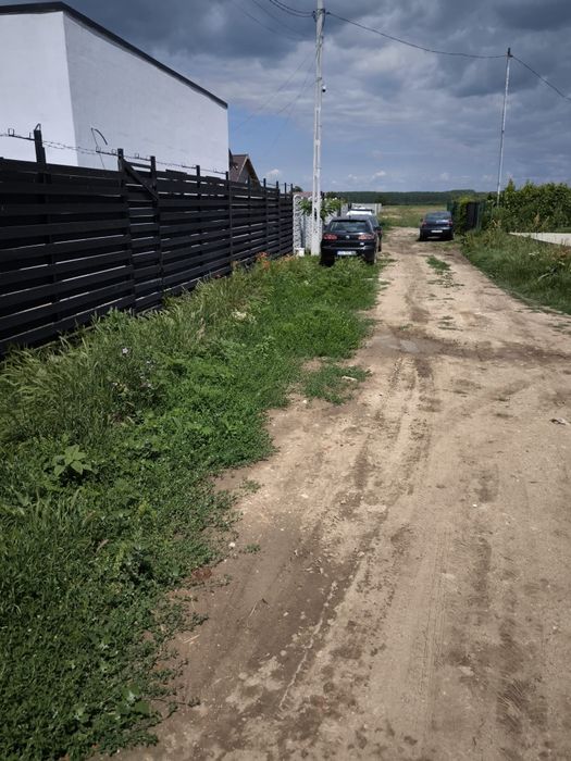 Vând teren intravilan Podari