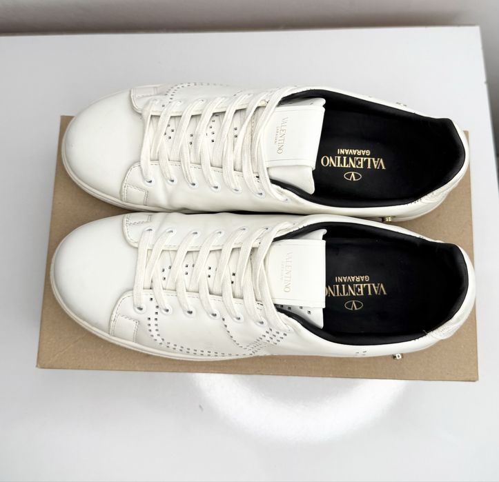 Valentino Garavani Sneaker ( 43) Оригинални Сникърси