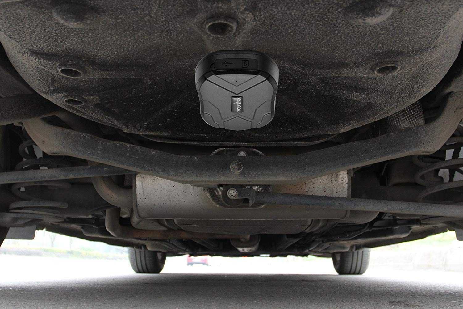 Tracker GPS auto-moto magnet 3 luni ptr urmarire si locare auto, moto