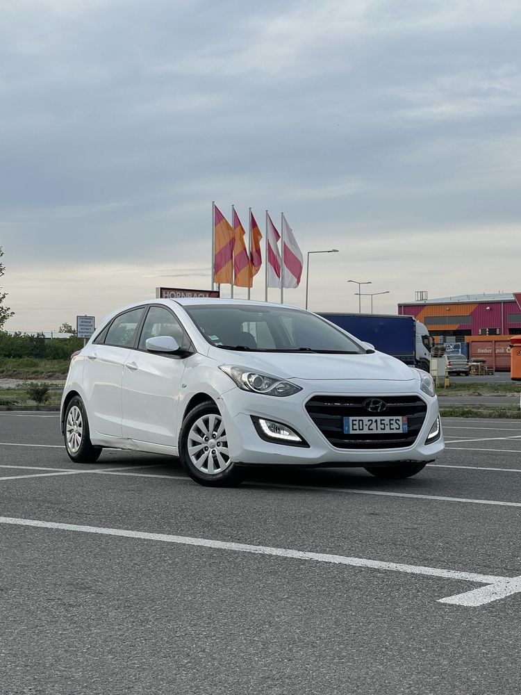 Hyundai i30 1.4 benzina