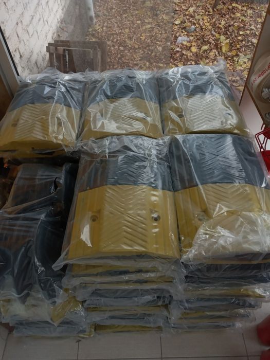 Lejayishiy poliseski лежачий полицейский