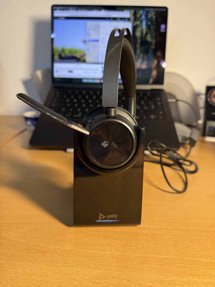 Plantronics Voyager Focus II casti callcenter bluetooth