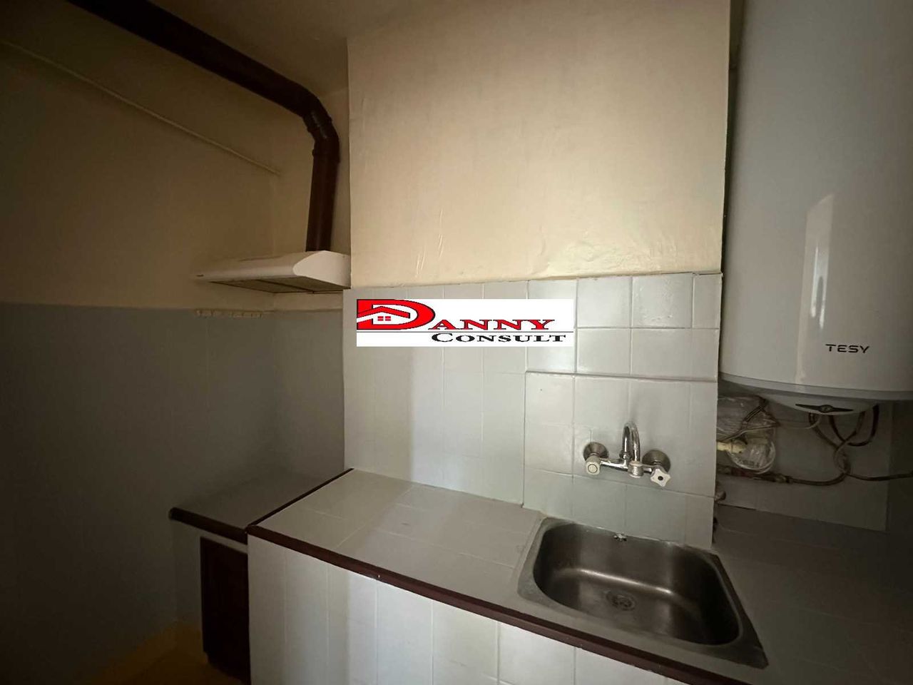 Продава се Двустаен апартамент в Горна Оряховица - 63 кв.м за 818 €/кв.м - Снимка #4