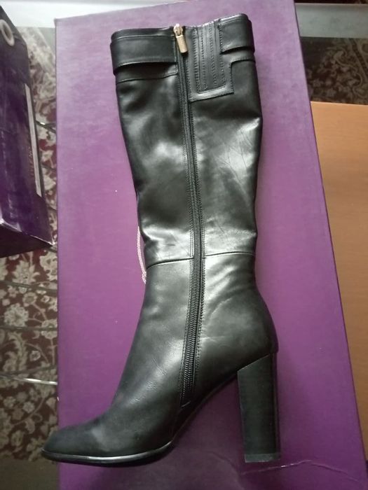 Сапоги новые Sacha Fabiani