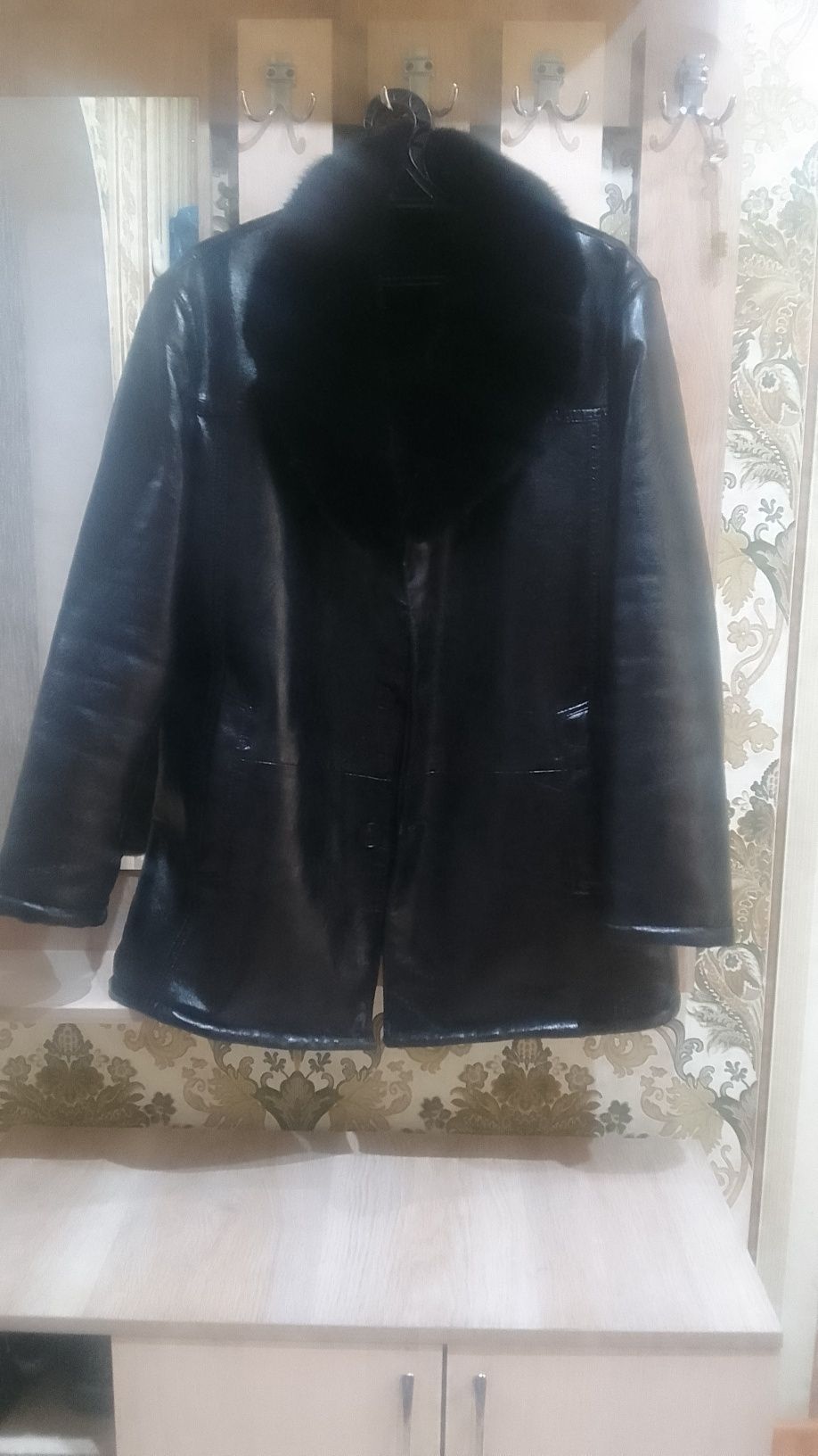 Продам кожанный дубленка