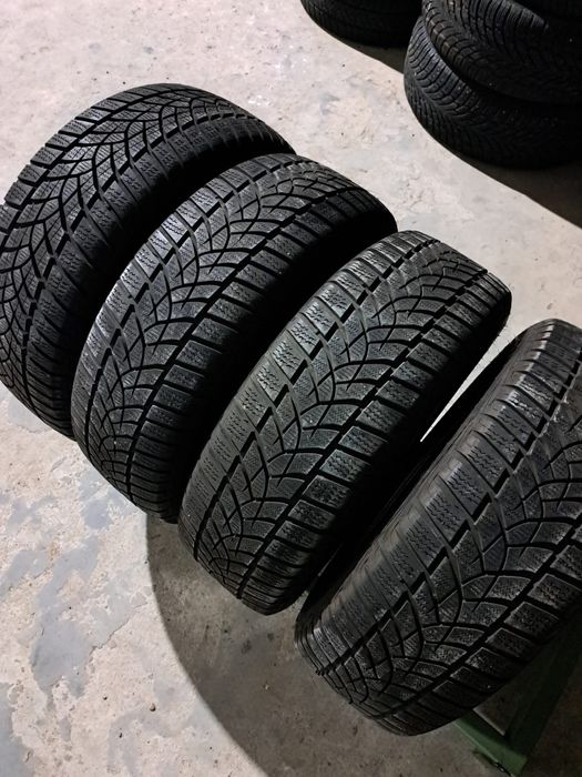 4 anvelope iarnă 205 60 r16 Goodyear