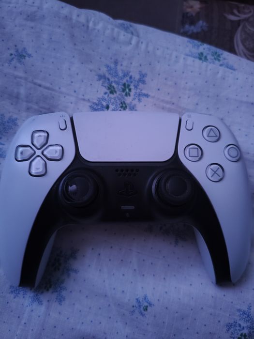 Продаю DuallSene на ps5