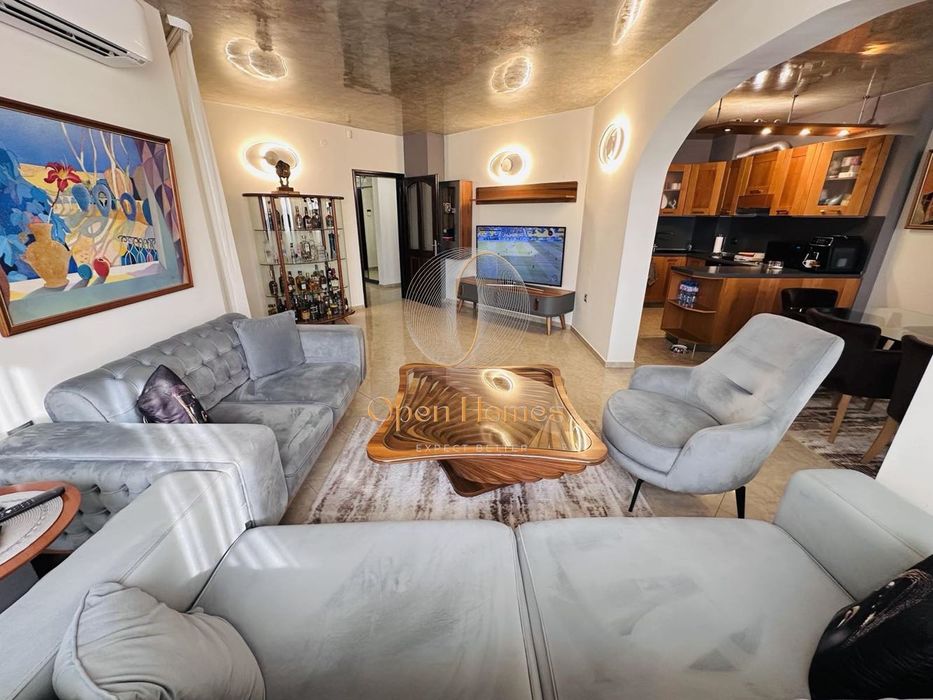 Продава се Тристаен апартамент в Пловдив, Тракия - 118 кв.м за 1949 €/кв.м - Снимка #3