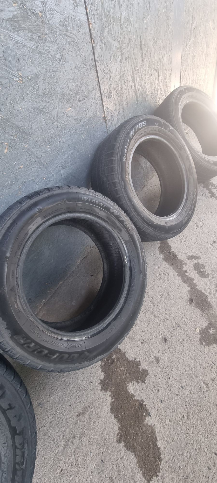 Продам шины r 16